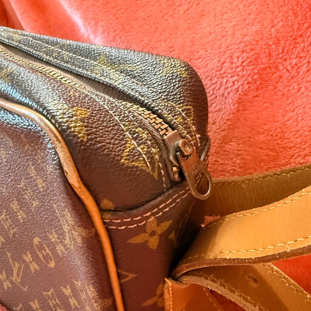 Vintage Louis Vuitton Crossbody Purse - Picture 9 of 16